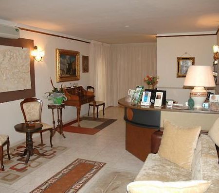 Hotel Canusium Canosa di Puglia Zewnętrze zdjęcie