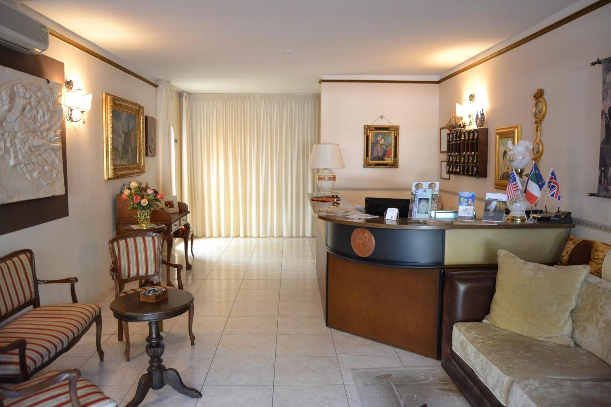 Hotel Canusium Canosa di Puglia Zewnętrze zdjęcie