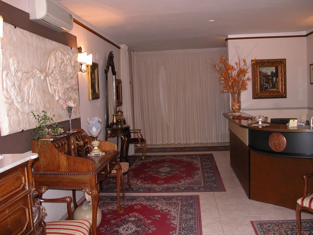 Hotel Canusium Canosa di Puglia Zewnętrze zdjęcie