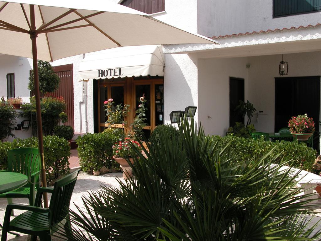 Hotel Canusium Canosa di Puglia Zewnętrze zdjęcie