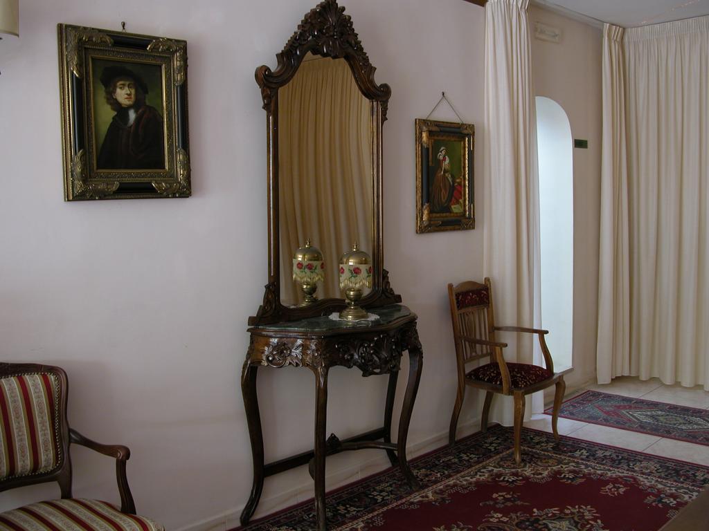 Hotel Canusium Canosa di Puglia Zewnętrze zdjęcie